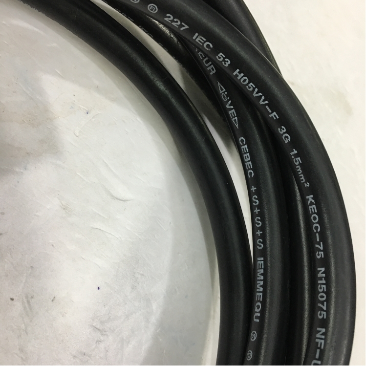 Dây Nguồn Máy Chủ KENIC KE-24 KE-26 AC Power Cord C13 to C14 10A 250V 3x1.5mm² 17AWG For UPS PDU APC ARES Eaton Emerson Và Server Rack Length 2.7M