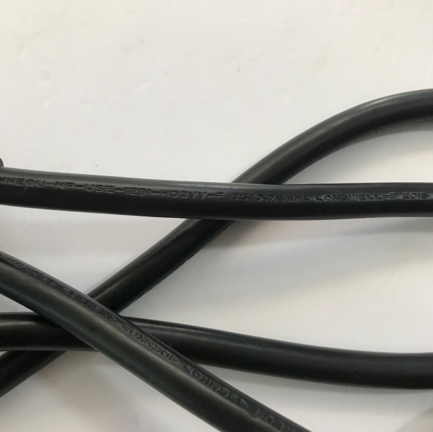 Dây Nguồn LONGWELL LP-61L LS-18N UK Chuẩn 3 Chấu Có Cầu Chì AC Power Cord BS1363 to C5 2.5A 250V 3X0.75mm Length 1M