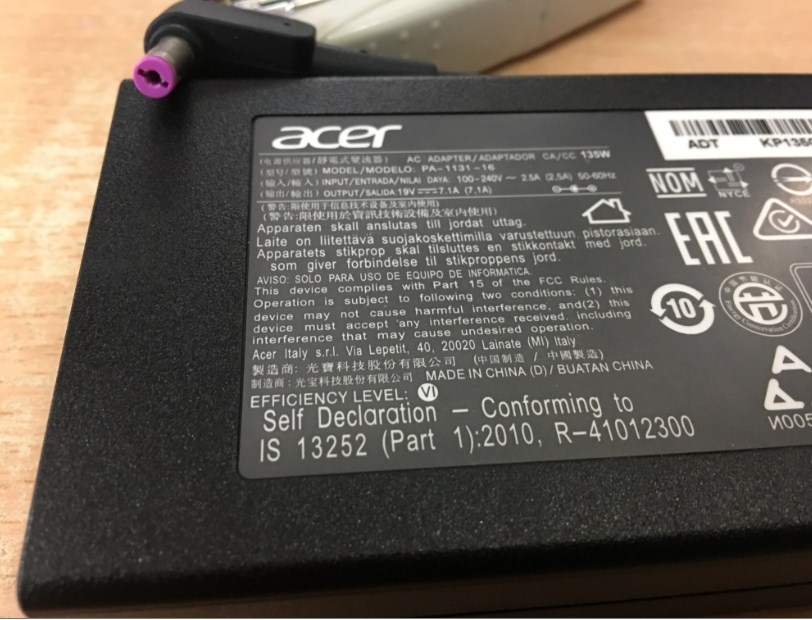 Adapter Original Acer PA-1131-16 19V 7.1A 135W Connector Size 5.5mm x 1.7mm