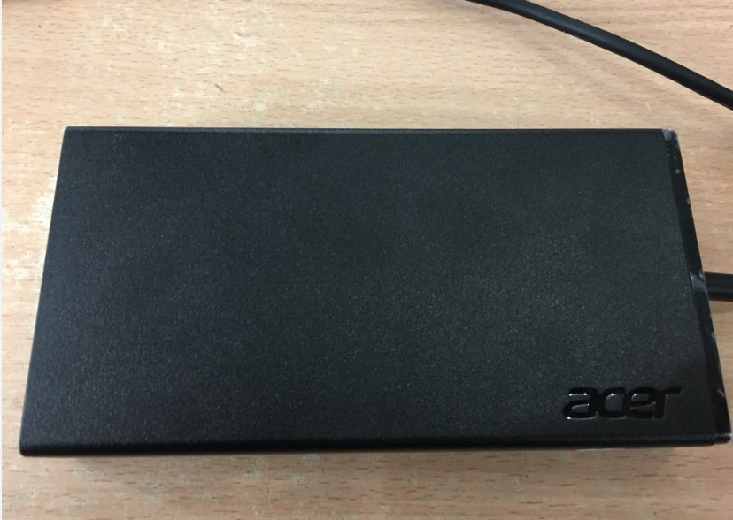 Adapter Original Acer PA-1131-16 19V 7.1A 135W Connector Size 5.5mm x 1.7mm
