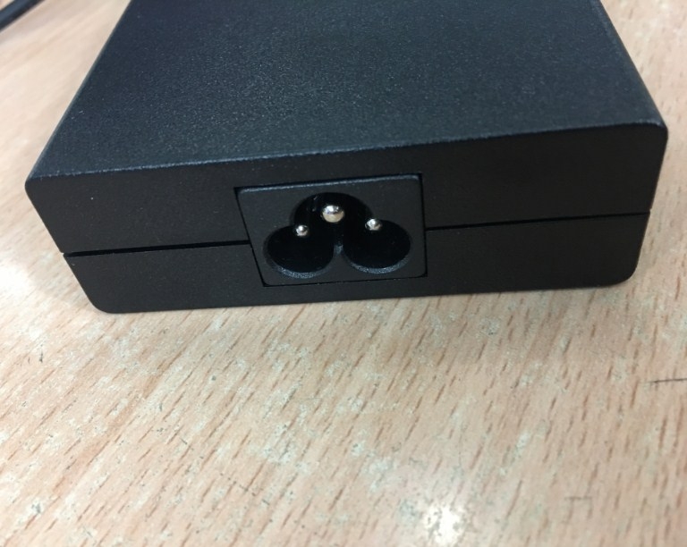 Adapter Original Acer PA-1131-16 19V 7.1A 135W Connector Size 5.5mm x 1.7mm