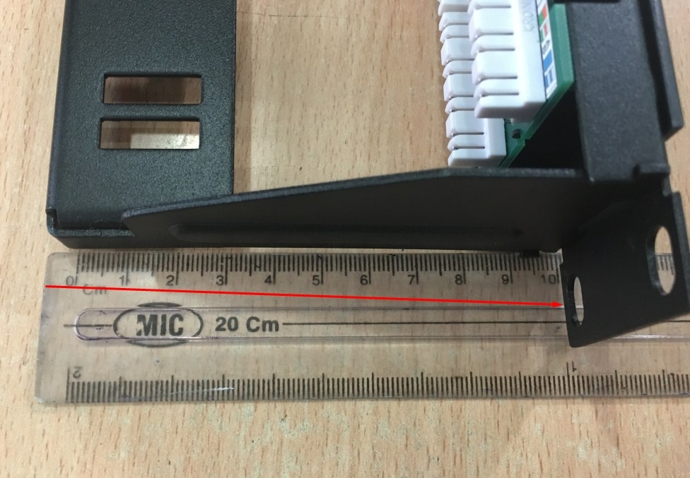 PATCH PANEL ADC KRONE Cat 6 24 Port TrueNET 1U Rackmount 6653 1 679-24