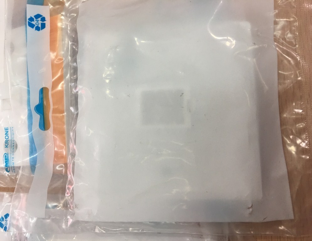 Mặt 1 Port Wallplate AMP FACEPLATE SINGLE PORT B.S. 1859049-1