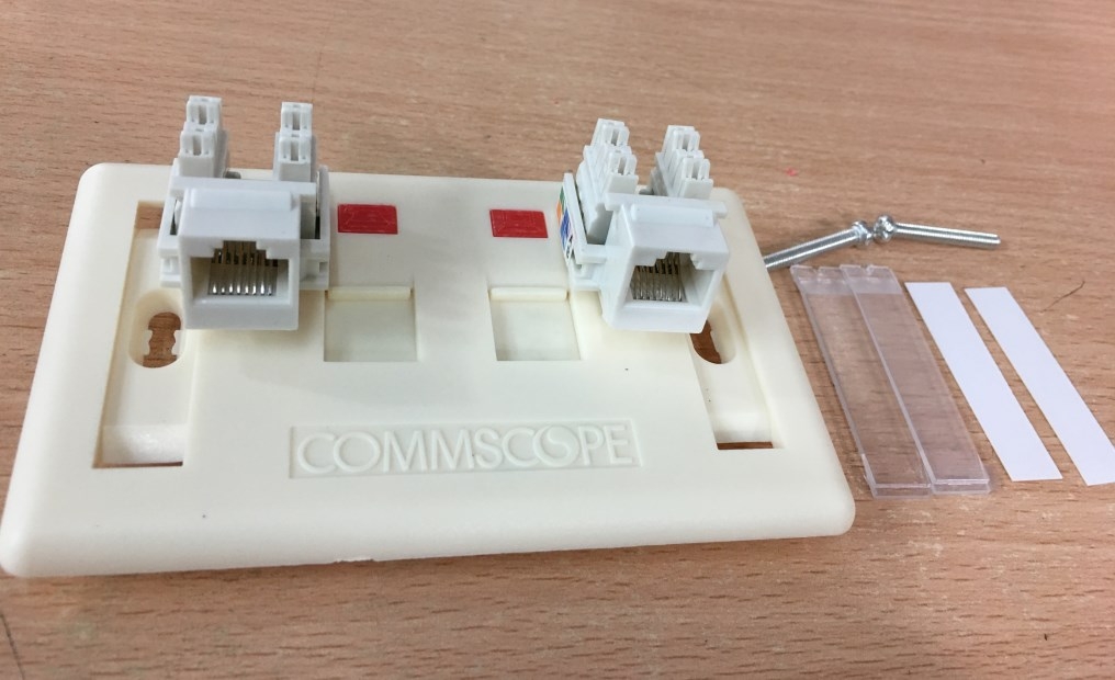 Bộ Outlet RJ45 Cat5E Wall Plate Mặt Commscope Và 2 Nhân Mạng AMP Ethernet Network 2 Port