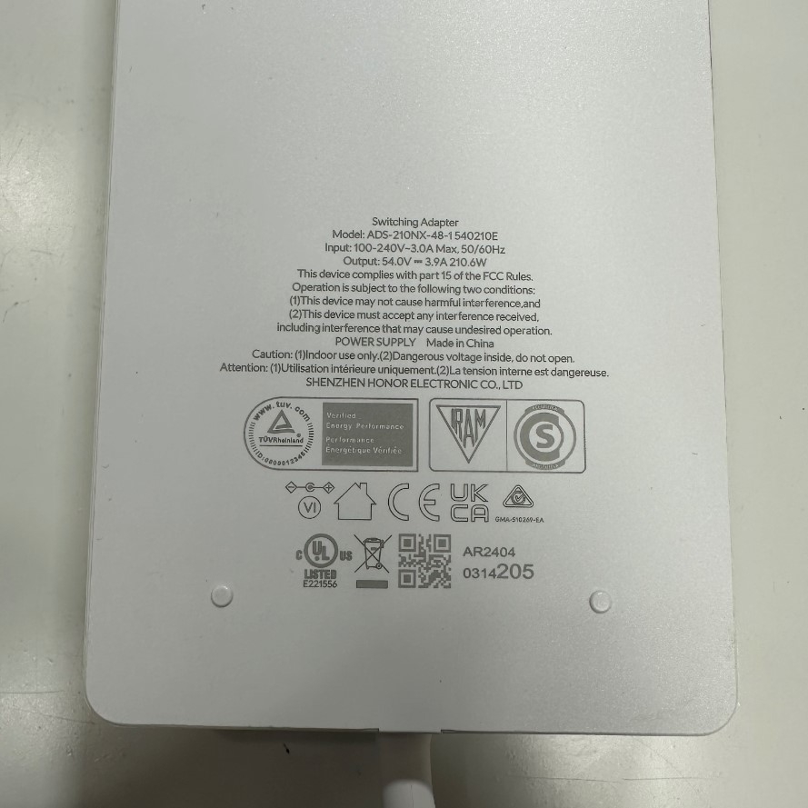 Adapter 54V 3.9A 210W SHENZHEN OEM Thay Thế FSP FSP180-AWAN3 54V 3.34A 180W Connector Tip Size 6.5mm x 4.4mm For Poly G7500 4K Ultra-HD Video Conferencing System