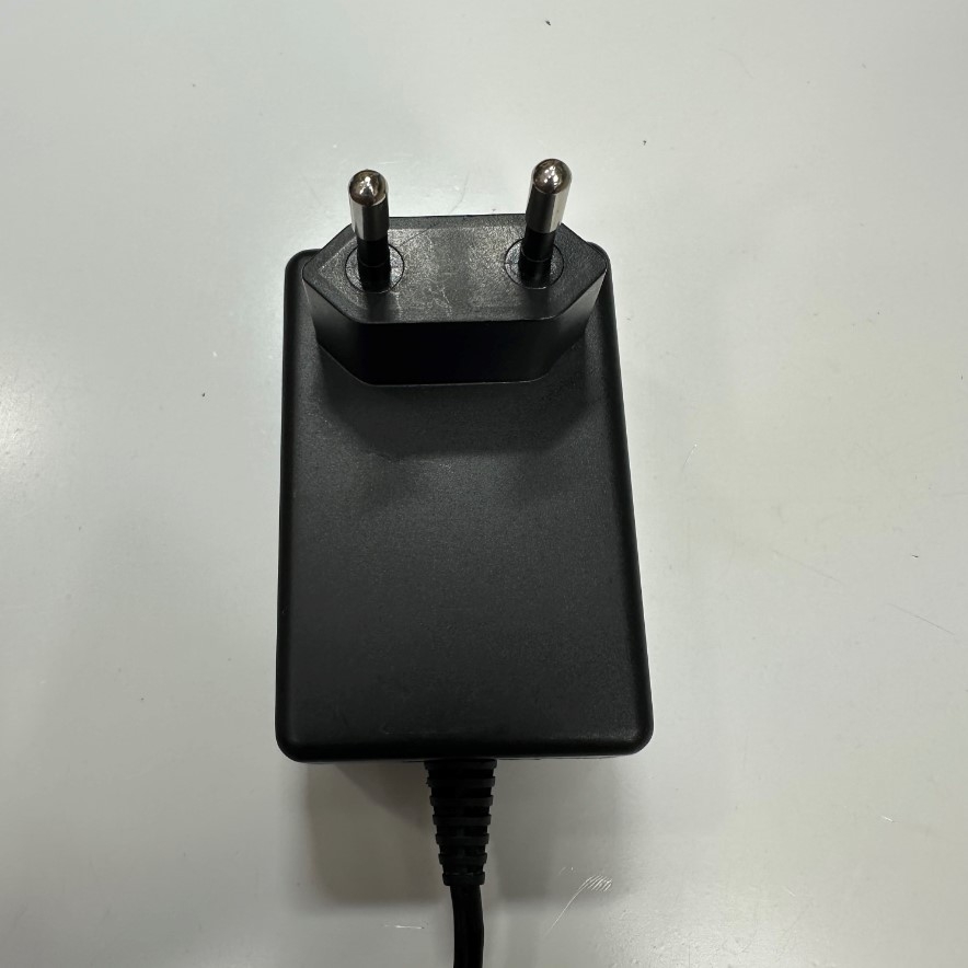 Adapter 9V 0.75A Panasonic PQLV206CE EU Plug Connector Tip Size 4.8mm x 1.7mm For IP/SIP Phone Panasonic