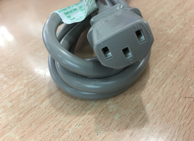 Dây Nguồn I-SHENG SP-62 to IS-14 UK Chuẩn 3 Chấu Có Cầu Chì AC Power Cord BS1363 to C13 10A 250V 3X1.0mm For Thiết Bị Viễn Thông Grey Length 1.8M