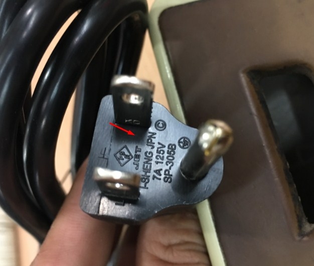 Dây Nguồn I-Sheng JPN SP-305B IS-14 NEMA 5-15P To C13 AC Power Cord 7A 125V 3x0.75mm 18AWG Length 1.5M