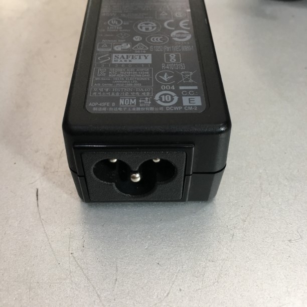Adapter 19.5V 2.31A HP HSTNN-DA40 45W Connector Size 4.5mm x 3.0mm For HP Pavilion HP ProBook 650 G2 250 G3 G5