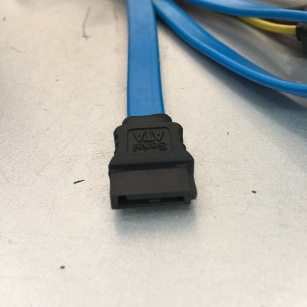 Cáp Chuyển SAS 29P to SATA With Power Cable