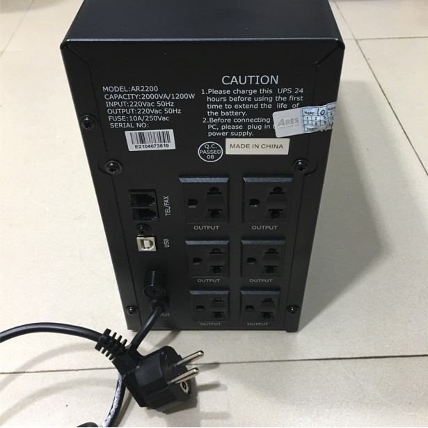 Bộ Lưu Điện UPS Offline Ares AR2200 2000VA 1200W