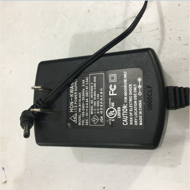 Adapter Original 5V 4A 20W HON-KWANG HK-B118-A05 Connector Size 3.5mm x 1.35mm 90 Degree
