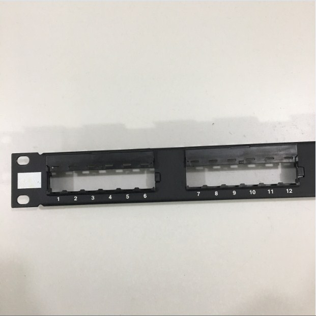 Khung Lắp Nhận Mạng Cho Thanh Trung Chuyển Đấu Nối AMP Netconnect Cat6 24 Port Patch Panel 1375014-2