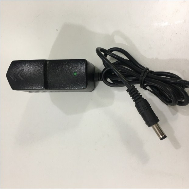 Bộ Chuyển Đổi Nguồn Adapter 5V 1A DTECH DW-30010501 For Bộ Chia Tín Hiệu DETCH Connector Size 5.5mm x 2.1mm
