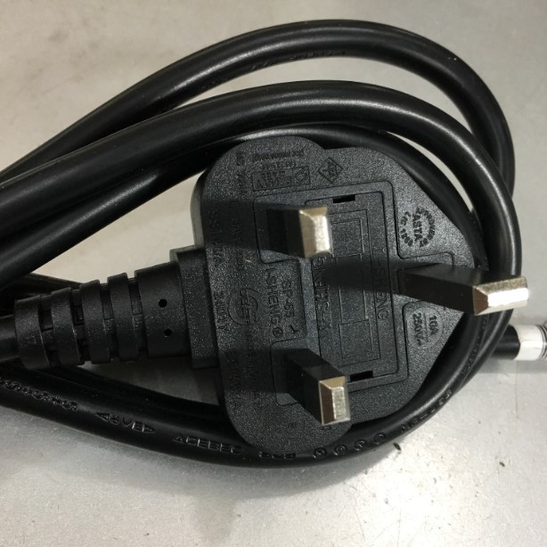 Dây Nguồn Chữ L Vuông Góc 90 Độ UK Chuẩn 3 Chấu Có Cầu Chì I-SHENG SP-65 IS-15 AC Power Cord BS1363 to C13 Right Angle 10A 250V 3x0.75mm² Length 1.8M