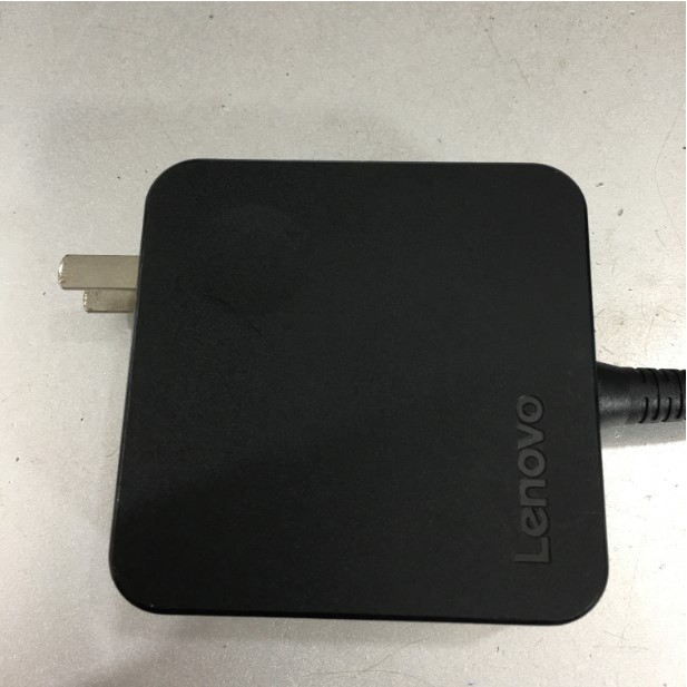 Adapter 20V 3.25A 65W Lenovo ADLX65CCGE2A Connector Size 4.0mm x 1.7mm