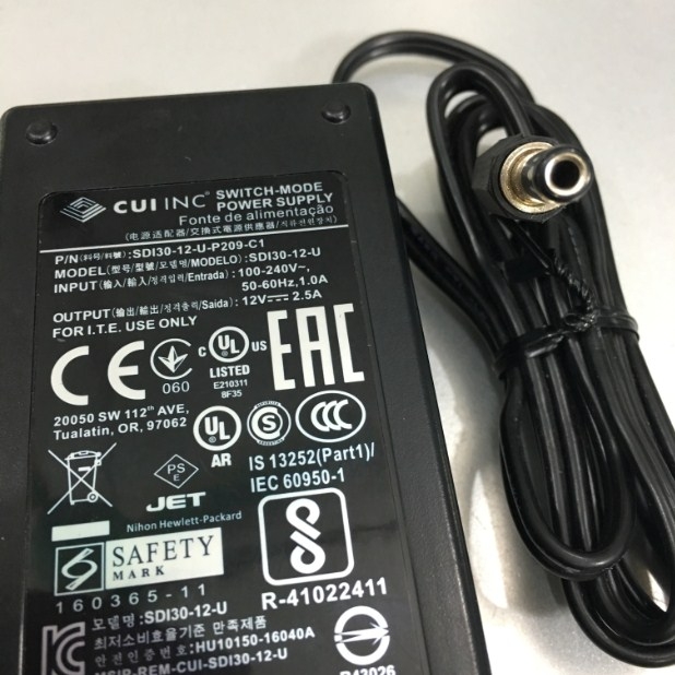 Adapter 12V 2.5A 30W CUI INC SDI30-12-U-P209-C1 Connector Size 5.5mm x 2.5mm