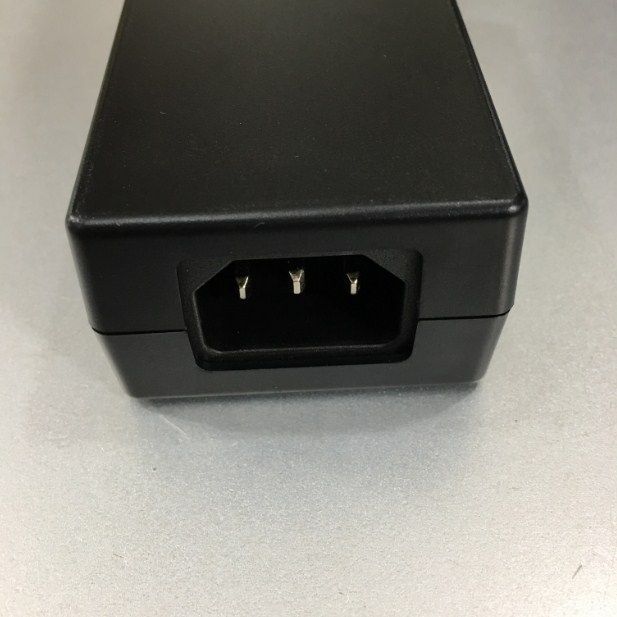 Adapter 12V 2.5A 30W CUI INC For DrayTek Vigor 2860 Series / Vigor 2860 Series / 2862 Series / 2910 Series / 2925 Series / 2926 Series / VigorBX 2000 / VigorBX 2000AC Connector Size 5.5mm x 2.5mm