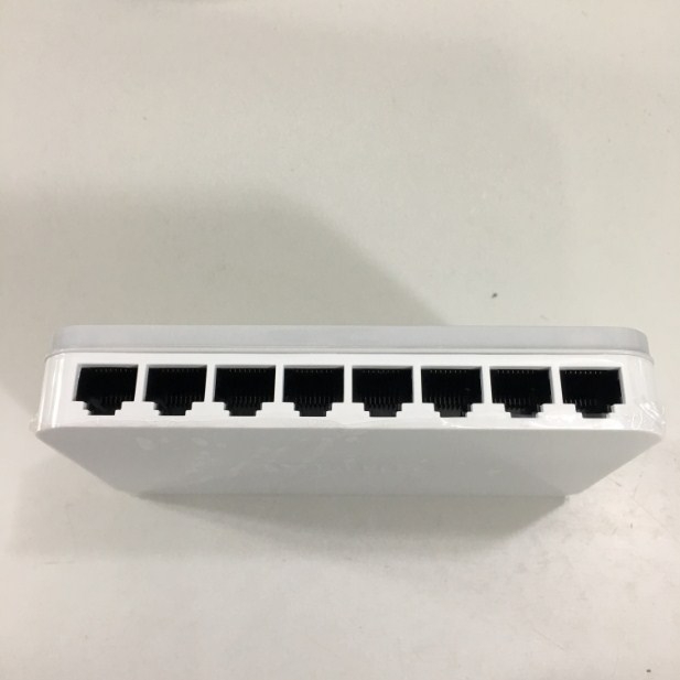 Thiết Bị Chia Mạng Ethernet LAN RJ45 Network Switch D-LINK DGS-1008A 8 Port Gigabit 10/100/1000M