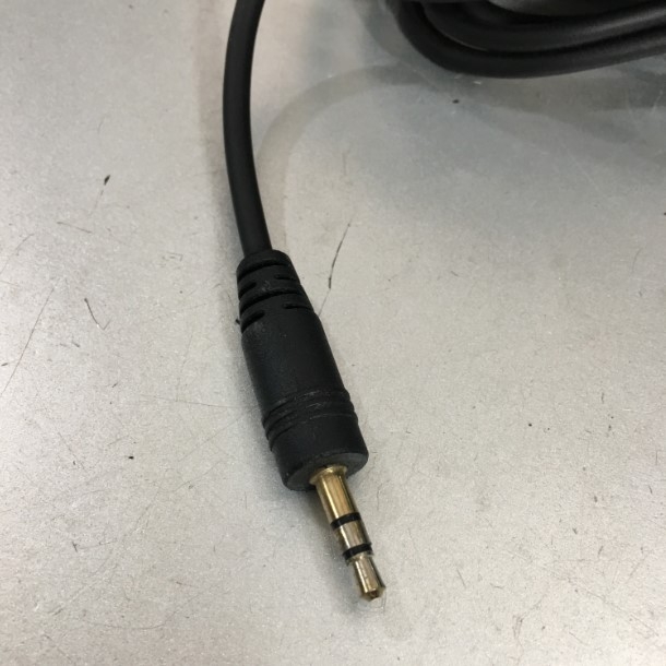 Cáp Audio 3.5mm to 3.5mm Aux Cable Cord 5M