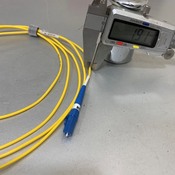 Dây Nhẩy Quang SEIKOH GIKEN 7500500-15-1002 Single Mode Fiber Optic Cable 9 / 125µm OS2 LC / LC Connector LSOH UL Simplex Patch Cord Yellow PVC Length 2M