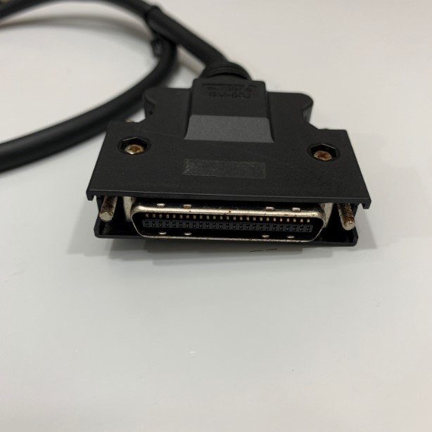 Cáp SPW-SB013 AM03-008462A DG13-06 SCSI MDR Connector 50 Pin Male to Molex 43025 20 Pin Length 0.7M