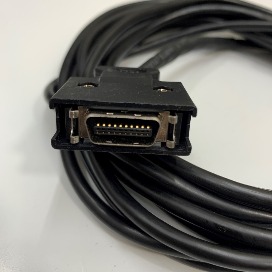 Cáp Lập Trình Mitsubishi Servo MR-J2S/J2 Debugging Cable RS232 Serial Port MR-CPCATCBL3M 10Ft Dài 3M Communication MDR 20 Pin Male to DB9 Male