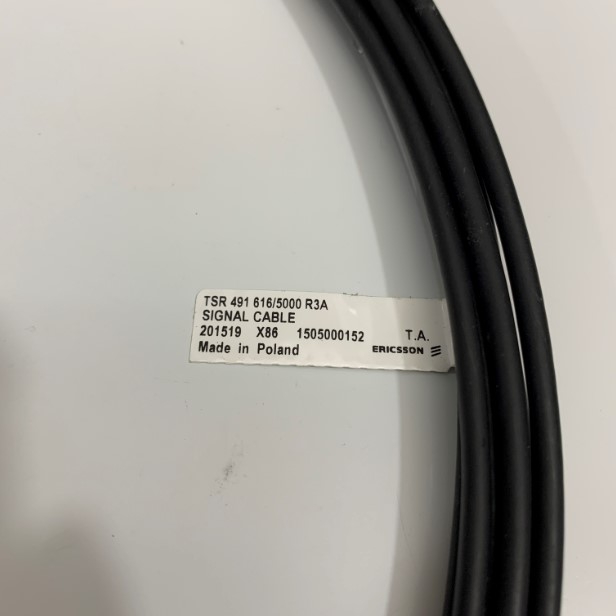 Cáp Kết Nối 5M TSR 491 616/5000 R3A ERICSSON CABLE 20 Pin to RS232 DB9 Female