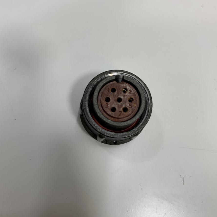 Đầu Jack 2РМТ18КПЭ7Ш1В1В Russia Circular Connector 7 Pin Female For The Electricity Connection and Signal