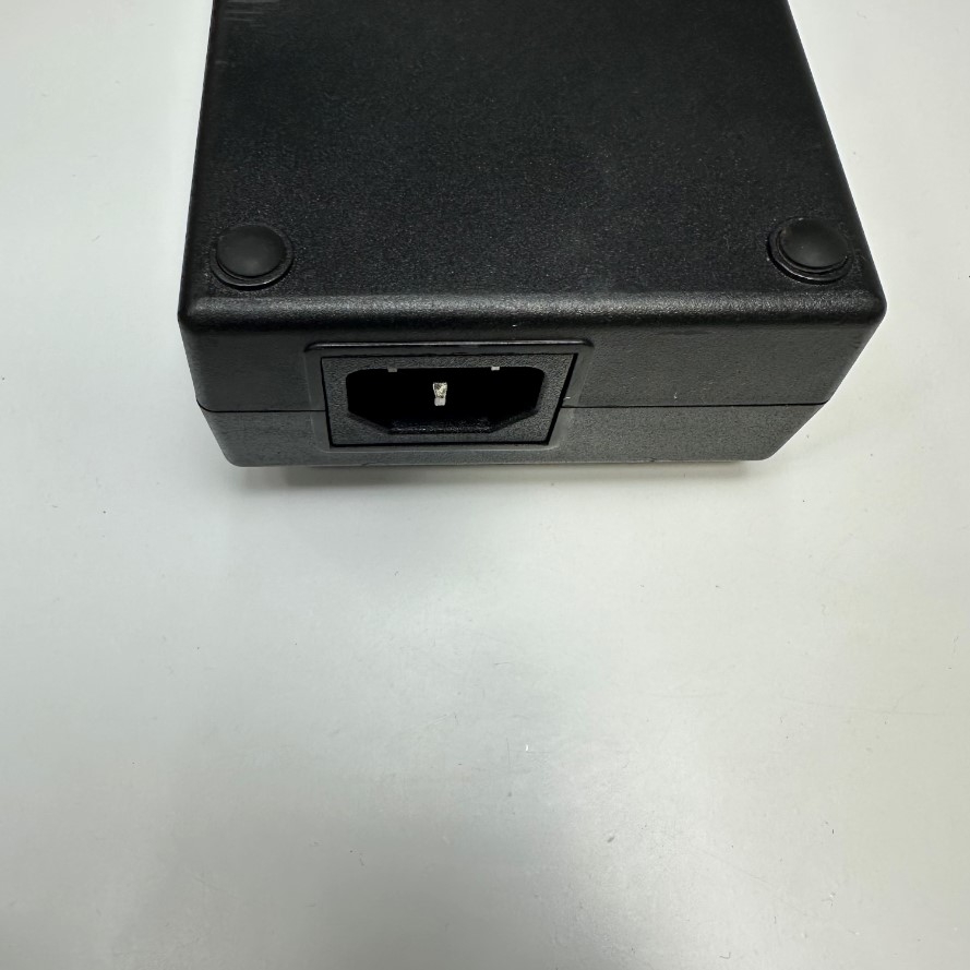 Adapter 24V 8A Q2408 Connector Tip Size 4 Pin XLR Male NC4MX For Hệ Thống Đèn Led Thông Minh