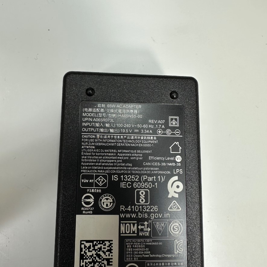 Adapter 19.5V 3.34A 65W DELL HA65NS5-00 Connector Size 4.5mm x 3.0mm For Dell Inspiron 15 5558