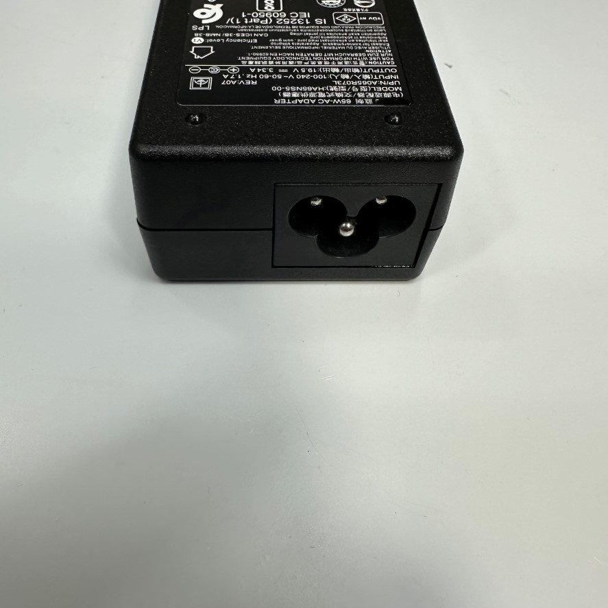Adapter 19.5V 3.34A 65W DELL HA65NS5-00 Connector Size 4.5mm x 3.0mm For Dell Inspiron 15 5558