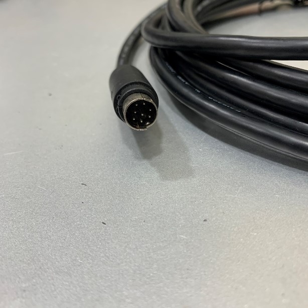 Cáp Lâp Trình GT01-C50R4-8P Mitsubishi Cable 5M For Use With HMI GT1040-QBBD, GT1045-QSBD, GT1050-QBBD, GT1055-QSBD, PLC FX1-3 Series