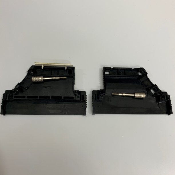 Rắc Đấu IO-LINK 15097 Connection I/O Cable A6CON4 40 Pin Right Type