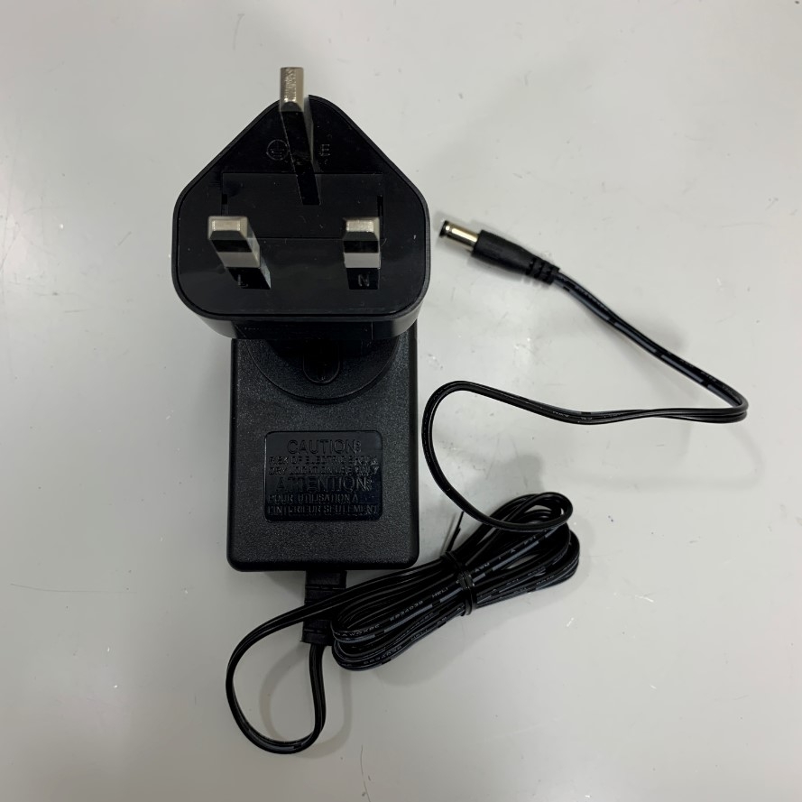 Adapter 15V 2A Yinli Electronics UK Plug OEM Sartorius 6971790 DC + ---C--- Connector Size 5.5mm x 2.1mm For Cân Điện Tử Sartorius Entris Laboratory Balance