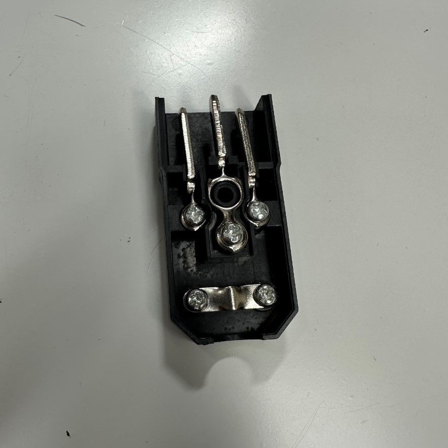 Đầu Đấu Nối Dây Cắm Điện IEC320 C14 Male Plug Power Connector 3 Pin Socket 10A 250V