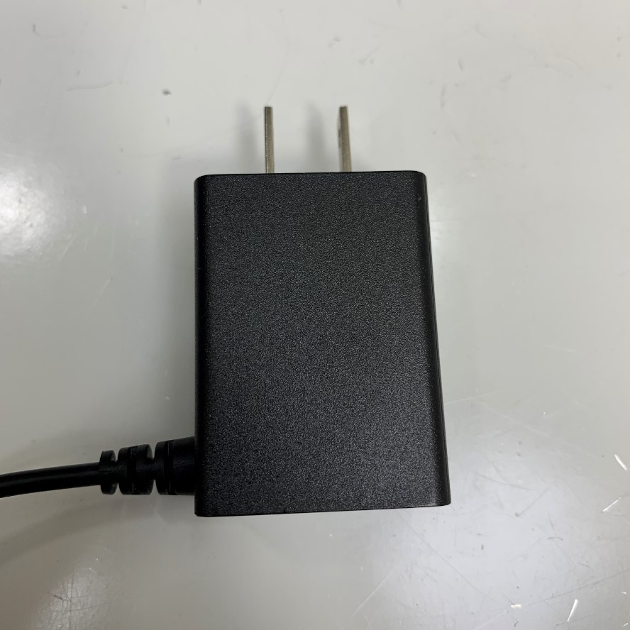 Adapter 6V 1A WEEQU-6010 US Plug Connector Size 5.5mm x 2.5mm