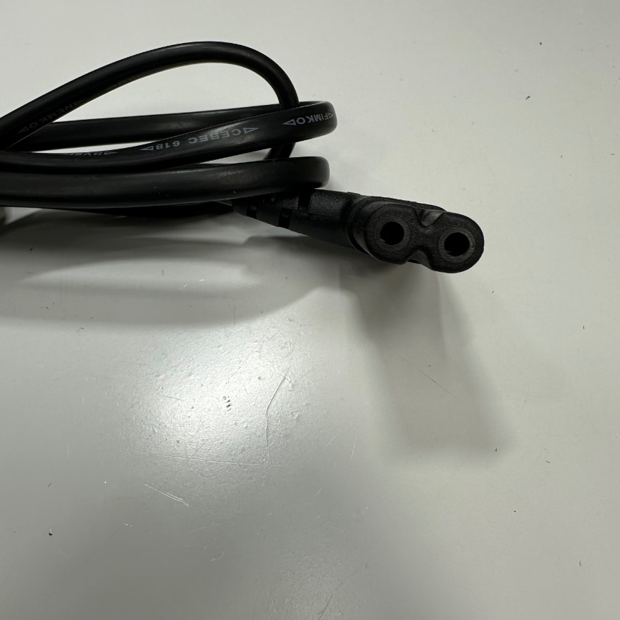 Dây Nguồn 1.5M 5ft Vuông Góc Phải Chữ L 90 Độ Longwell AC Power Cord 90 Degree Angle Europe Schuko CEE7/7 Plug to Right Angle C7 2.5A 250V 18AWG 2x0.75mm² Cable For Samsung Philips Sony LED TV