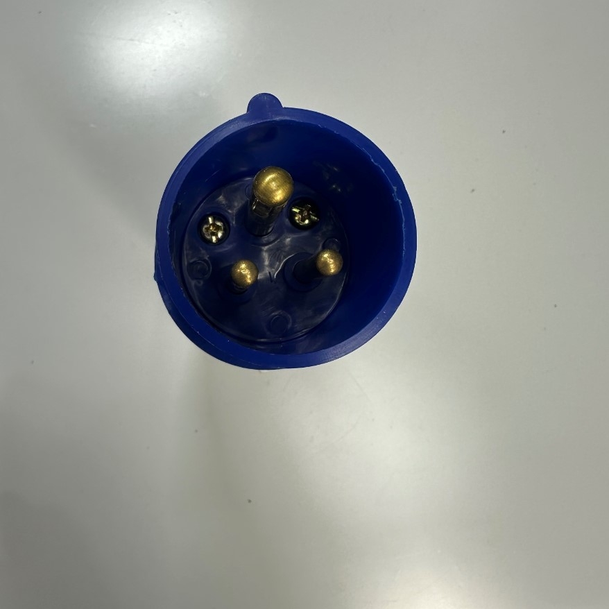 Ổ Cắm Công Nghiệp 3 Pin Male Connector 16A 6h/220V-250V Type 013 Conform to IEC309-2 Weather Proof Industrial Socket