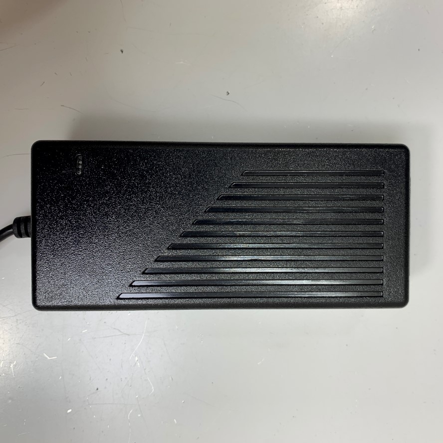 Adapter 5V 6A WEEQU OEM Thay Thế XXK-0550 5V 5A Connector Tip Size 5.5mm x 2.5mm