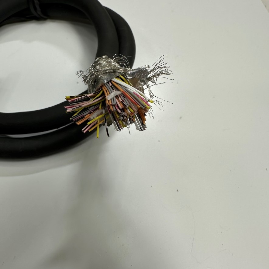 Cáp 0.7M 2.3ft CONTEC Connector HONDA JAPAN SCSI VHDCI 100 Pin Male Pitch 0.8mm to 100 Core For EPD-100A Screw Terminal