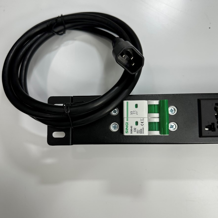 Thanh Nguồn 6 Way UK Universal Outlet PDU Rack Có MCB Công Suất Max 20A to C14 Plug Power Cord 3x2.08mm² Length 1.8M For UPS APC Eaton Output IEC C13 Connector