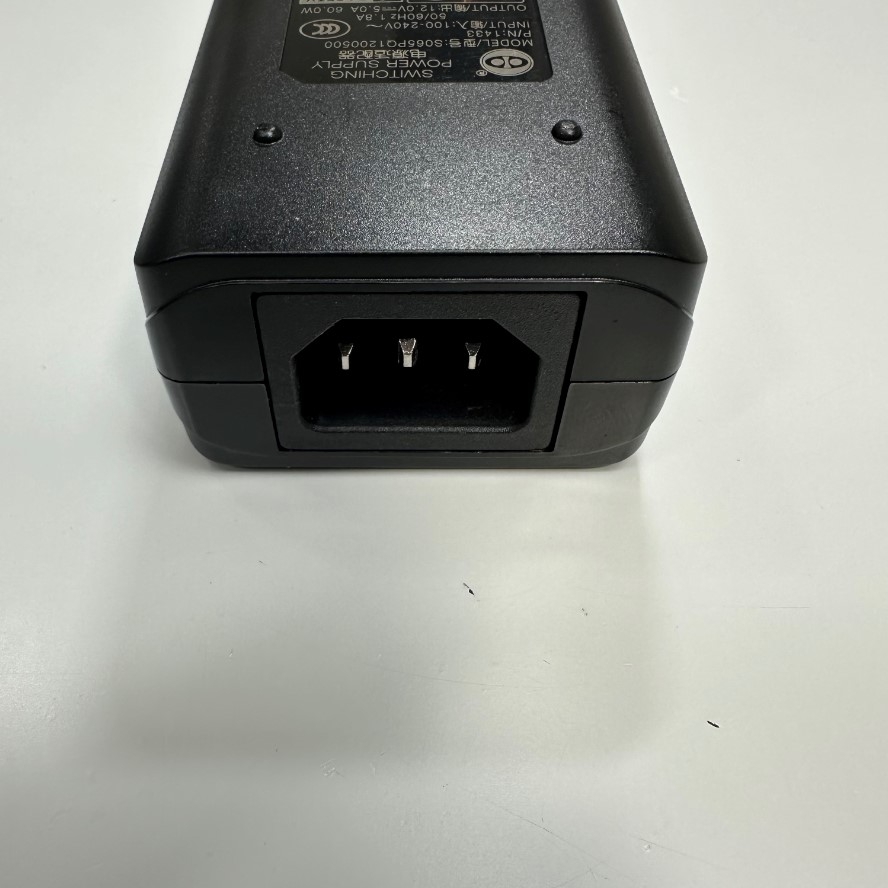 Adapter 12V 5A 60W TENPAO Thay Thế XSI-1205000WC14 12V 5A 60W Connector Tip Size 5.5mm x 2.1mm