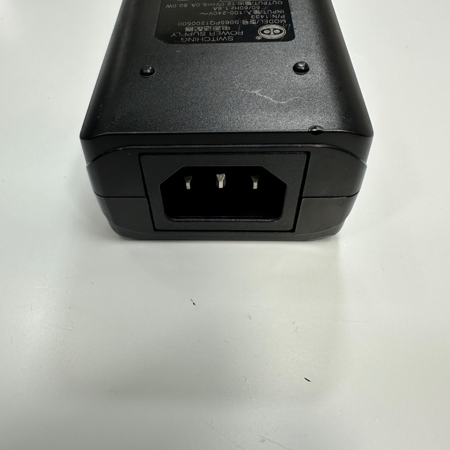 Adapter 12V 5A 60W TENPAO S065PQ1200500 Connector Tip Size 5.5mm x 2.1mm 90 Degree Right Angle For HPE Aruba Wireless, HP Dell Monitor Power Supply, CCTV Security Camera DVR