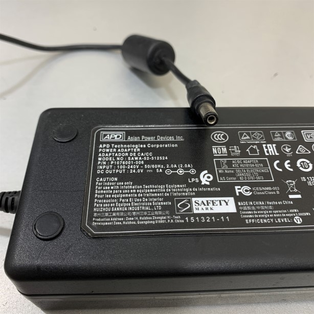 Adapter 24V 5A 120W APD SAWA-52-312524 IEC C14 Connector Size 5.5mm x 2.1mm