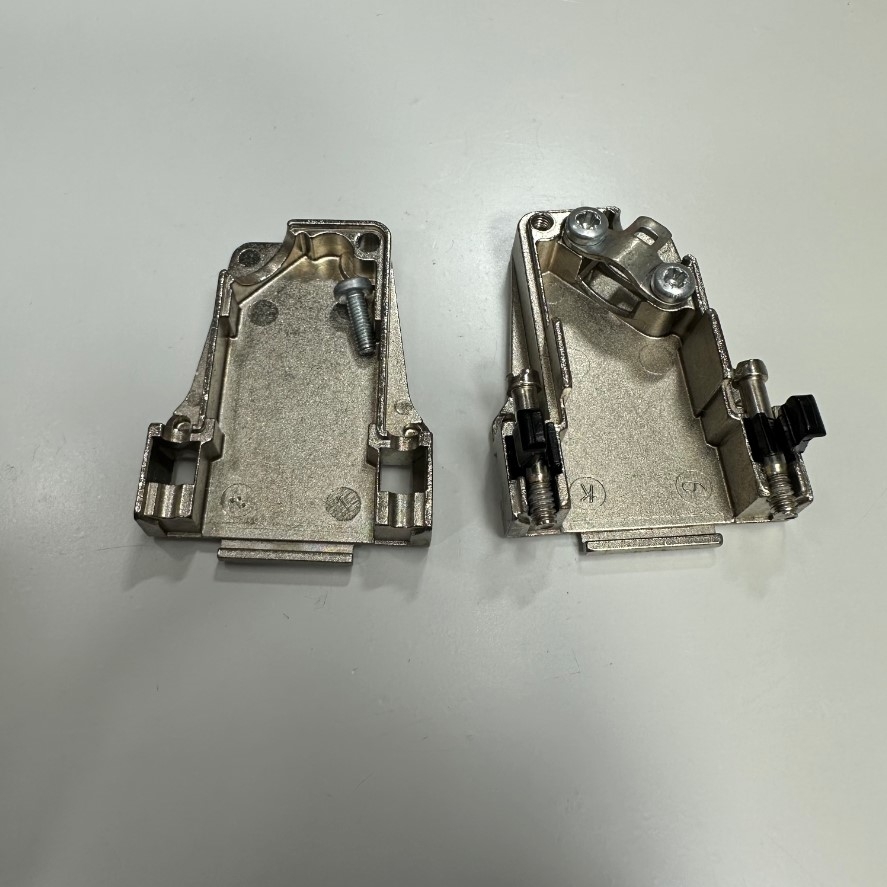 Vỏ Ốp Kim loại Lỗ Luồn Cáp Cong 45 Độ Đầu Hàn FCT Munich FMK1 Series Die Cast Zinc Angled D-sub Connector Backshell 9 Way Strain Relief