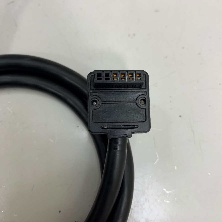 Cáp Nguồn Động Cơ 0.7M 2.3ft Servo Motor Power Cable Connector JZSP-CSM9-2-E 6 Pin to 4 Core Ends Cable OD 7.3mm For Yaskawa Servo Motor Encoder Cable Original in Taiwan