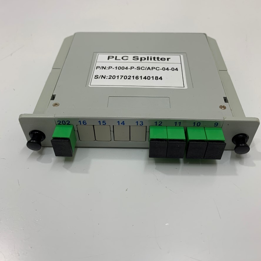 Bộ Chia Quang PLC Splitter 1X4 SC UPC Fiber Optical P-1004-P-SC/APC-04-04 Cassette Card Insertion FTTH ABS PLC Planar Waveguide Type