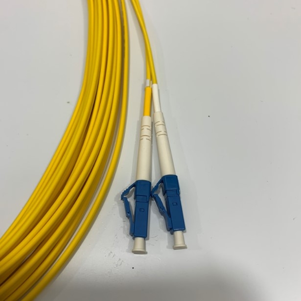 Dây Nhẩy Quang ADC 6881 1 488-1100YL Fiber Optic Cable Single Mode LC to LC OS2 9/125 Duplex Yellow 10 Meter Cable 2.0mm PVC