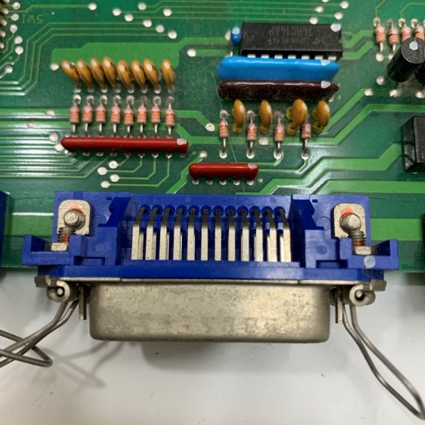 Rắc Hàn Bảng Mạch IEEE 428 Connector 24 Way Female Right Angle 2.16mm Pitch PCB Socket Through Hole Solder Termination